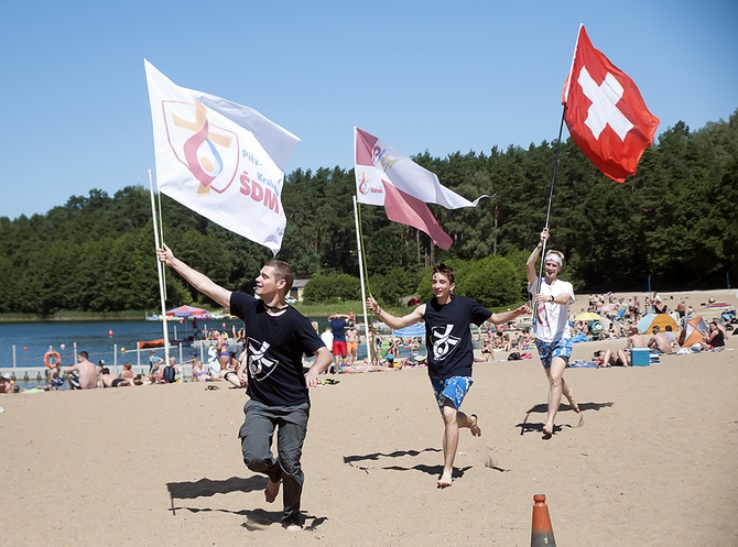 Plażing, smażing i modlitwa