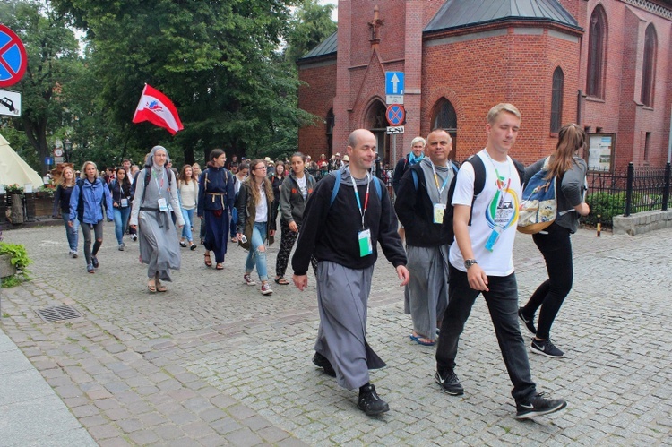 Pielgrzymi ŚDM w Olsztynie