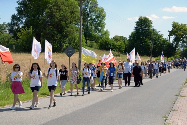 Pielgrzymowali do sanktuarium w Studziannie