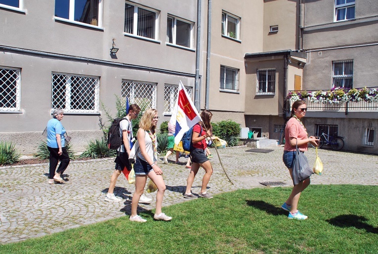 U franciszkanów na Kruczej tańce, hulanki i modlitwa!