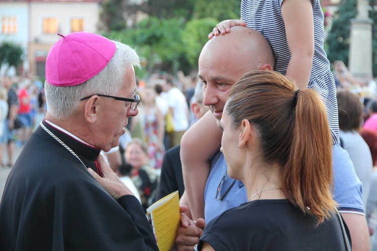 Abp Wiktor Skworc na YAI Festival w Żorach