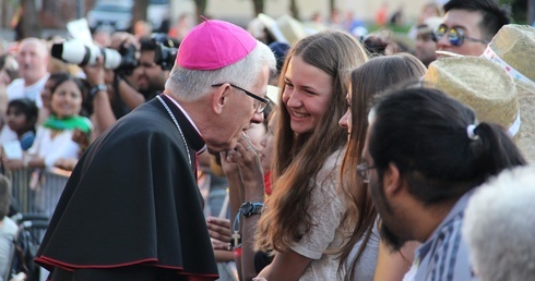 Abp Wiktor Skworc na YAI Festival w Żorach