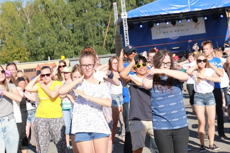 "Festiwal narodów" u Karoliny