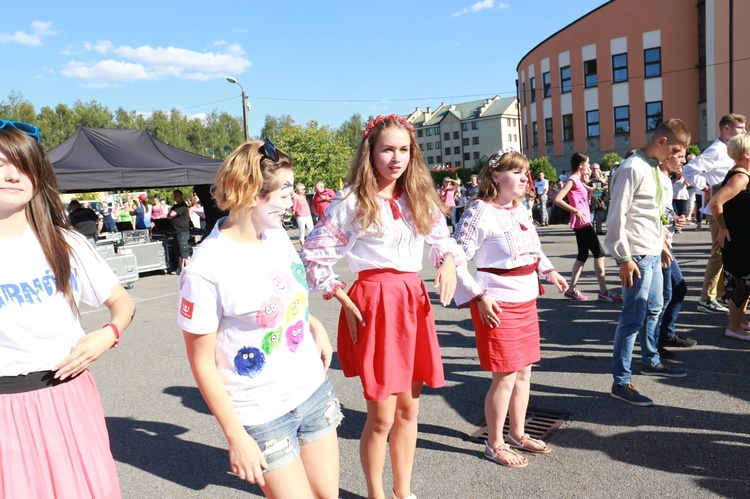 "Festiwal narodów" u Karoliny