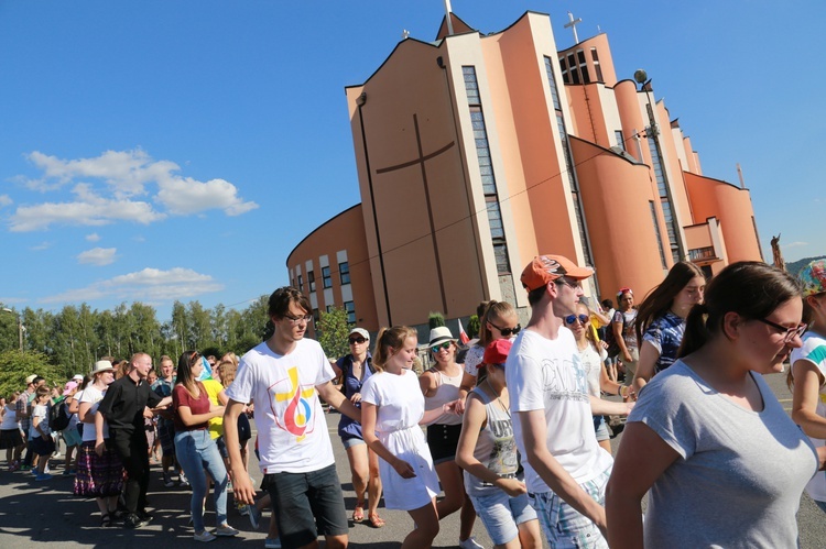 "Festiwal narodów" u Karoliny