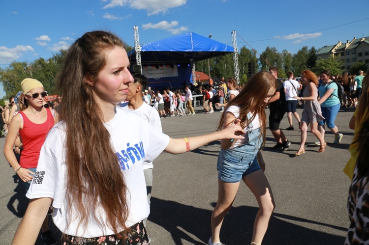 "Festiwal narodów" u Karoliny