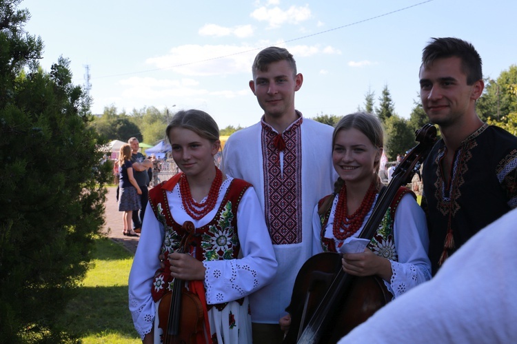 "Festiwal narodów" u Karoliny