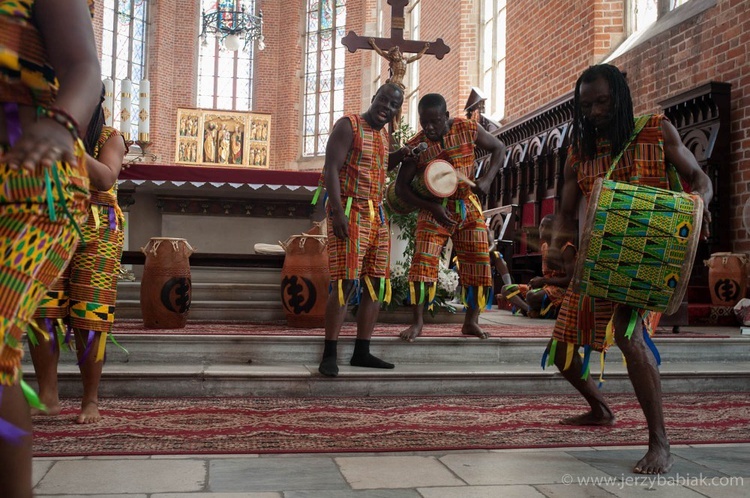 Szatan boi się ludzi wesołych - Ghana, Sierra Leone i Liberia