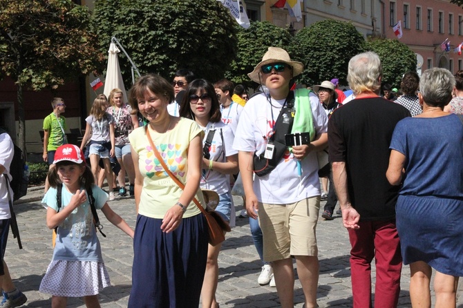 Brama Miosierdzia i Anioł Pański we Wrocławiu cz2