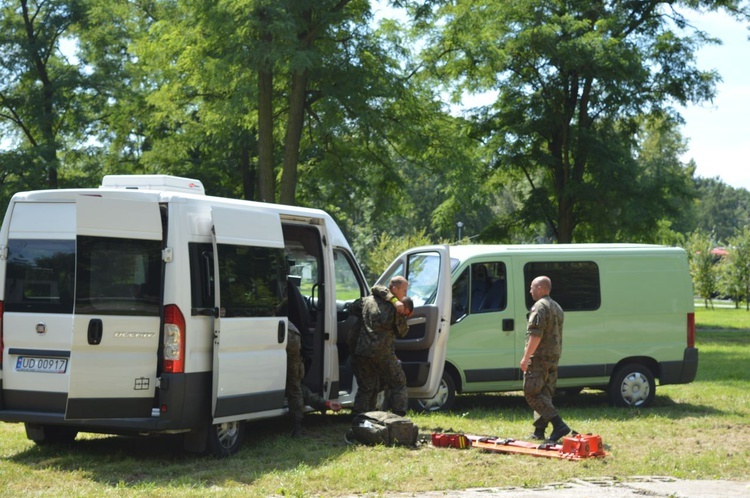 Pokaz służb zabezpieczających ŚDM