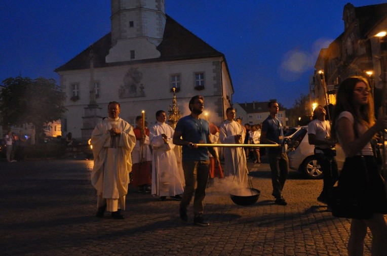 Procesja Światła w Głogówku