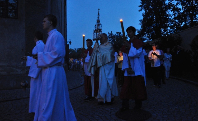 Procesja Światła w Głogówku