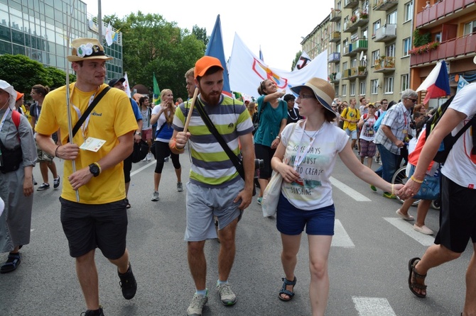 Marsz młodego Kościoła przez Opole