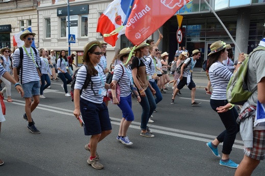 Marsz młodego Kościoła przez Opole