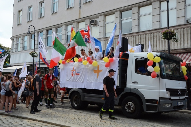 Marsz młodego Kościoła przez Opole