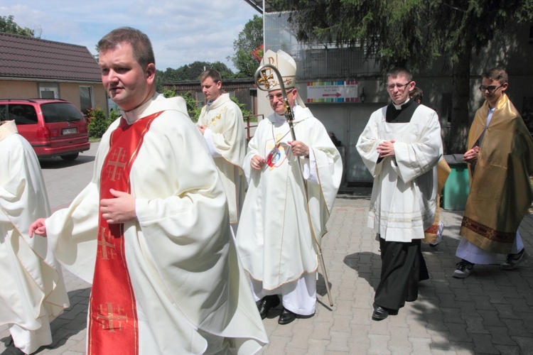 Eucharystia z widokiem na stadion