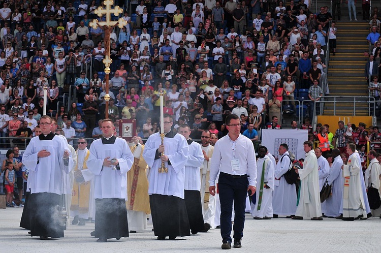 Eucharystia na Arenie Lublin