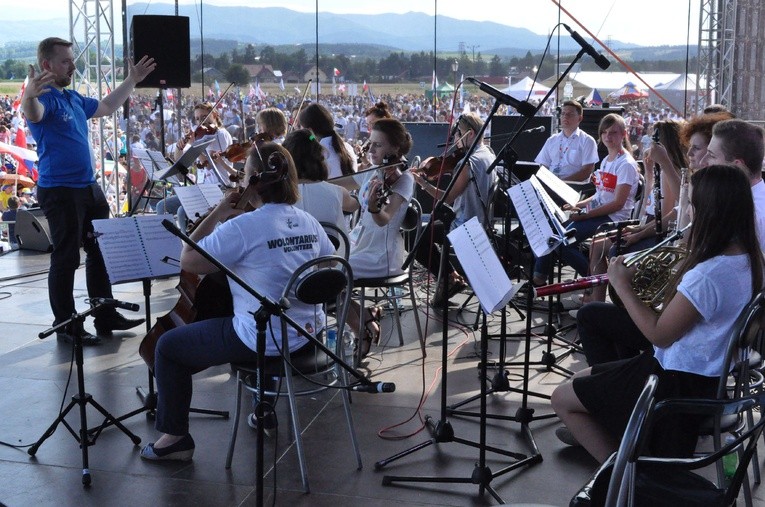 Dzień wspólnoty w Starym Sączu - Msza św.