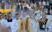 Adoracja Najświętszego Sakramentu na Arenie