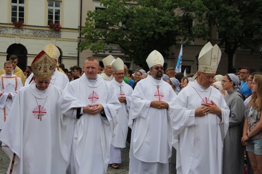 Msza św. na Starym Rynku w Łowiczu