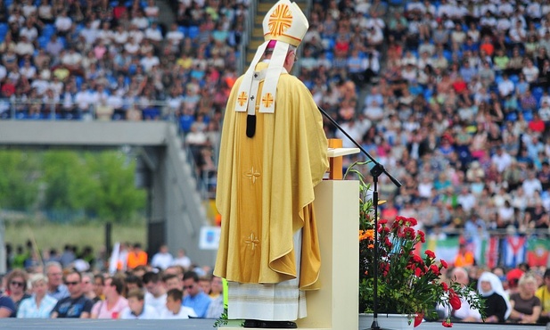 Homilia abp. Budzika na Arenie Lublin