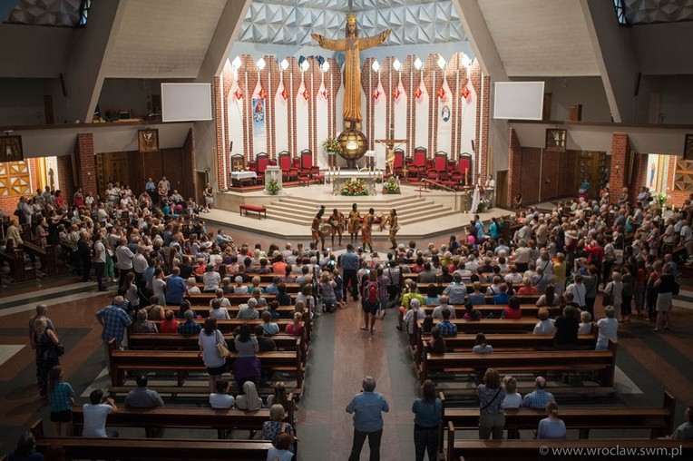 Afrykańskie pożegnanie na zdjęciach