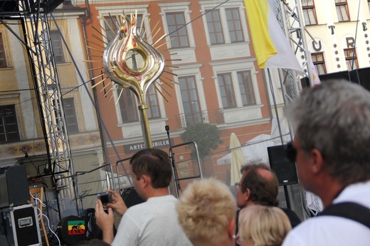 "Pożegnanie" na tarnowskim rynku