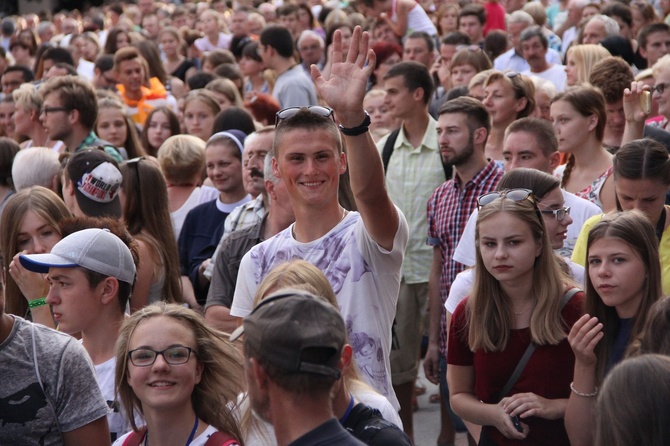 "Pożegnanie" na tarnowskim rynku