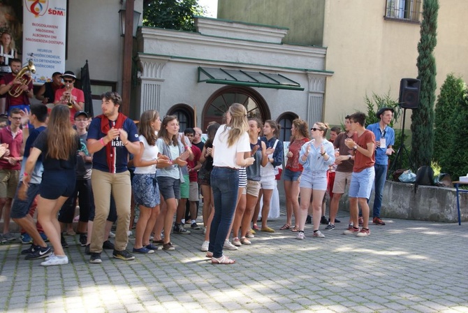 Bielska parafia Trójcy Przenajświętszej pożegnała swoich gości - cz. 2