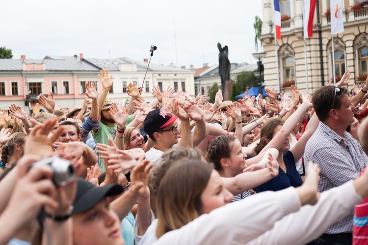 GolecOrkiestra w Nowym Sączu