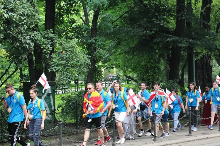 Uśmiechnięci pielgrzymi