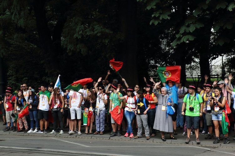 Uśmiechnięci pielgrzymi