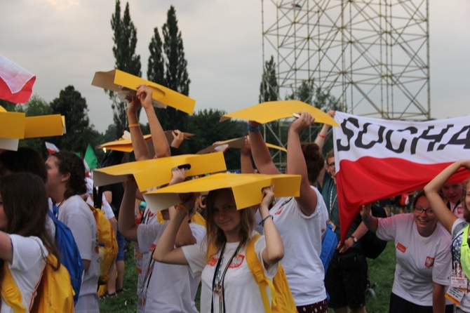 Łowicka młodzież na Błoniach w Krakowie