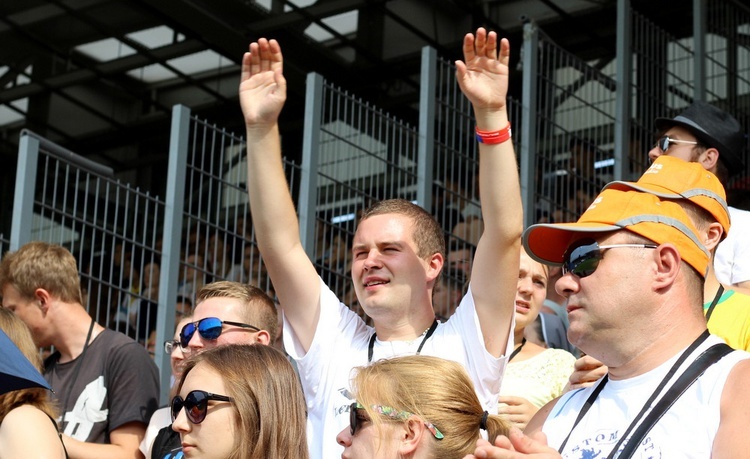 Katecheza na stadionie