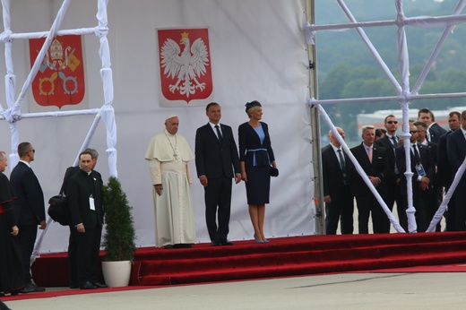 Pierwsze chwile papieża Franciszka w Polsce