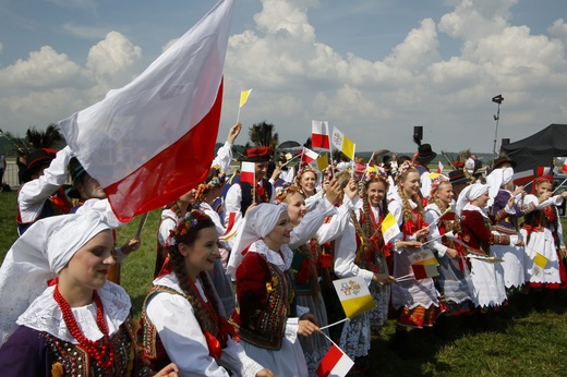 Pierwsze chwile papieża Franciszka w Polsce