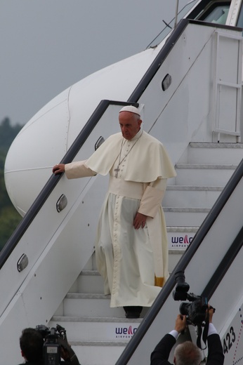 Pierwsze chwile papieża Franciszka w Polsce