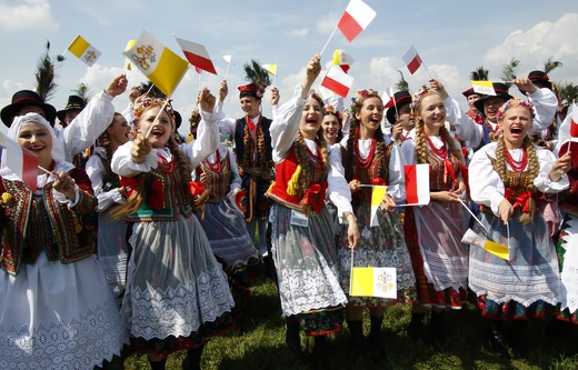 Pierwsze chwile papieża Franciszka w Polsce