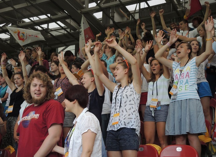 Katecheza z bp. Rysiem na stadionie "Cracovii"