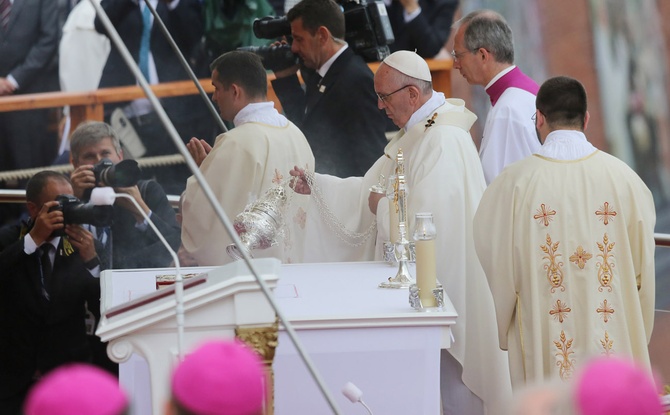 Franciszek u stóp Maryi