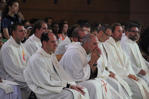 Msza św. pod przewodnictwem patriarchy Wenecji, abp. F. Moraglii.