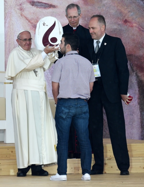 Plecak pielgrzyma dla papieża Franciszka