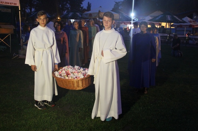 ŚDM w Mysłowicach - koncert, transmisja z Krakowa i adoracja