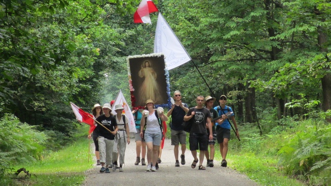 Piesza pielgrzymka na ŚDM z Katowic