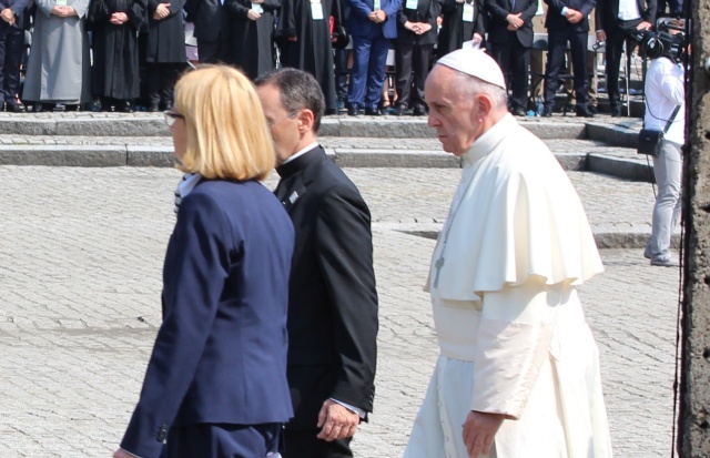 Wizyta papieża Franciszka w Birkenau