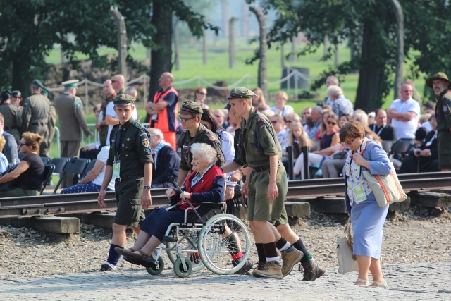 Wizyta papieża Franciszka w Birkenau