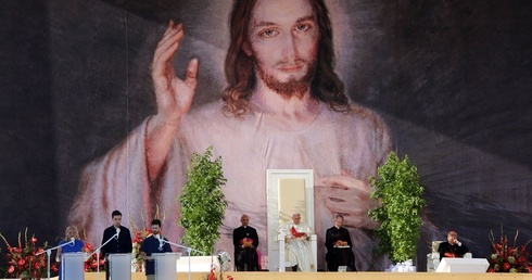 Droga Krzyżowa z papieżem Franciszkiem na ŚDM w Krakowie [teksty rozważań: kard. Grzegorz Ryś]