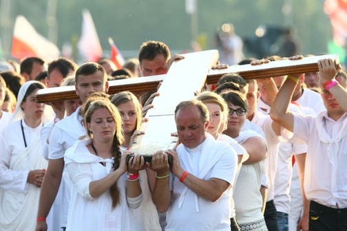 Droga Krzyżowa z papieżem - rozważania