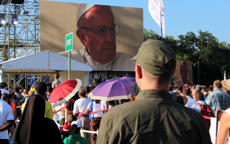 Droga Krzyżowa z papieżem