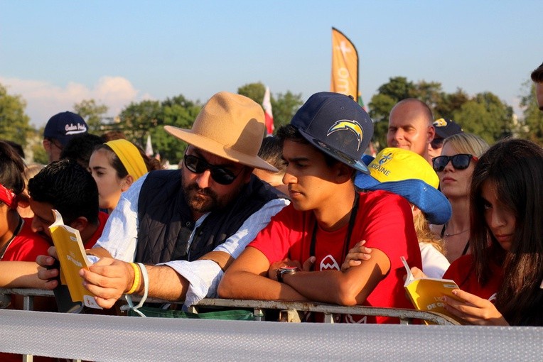 Droga Krzyżowa z papieżem